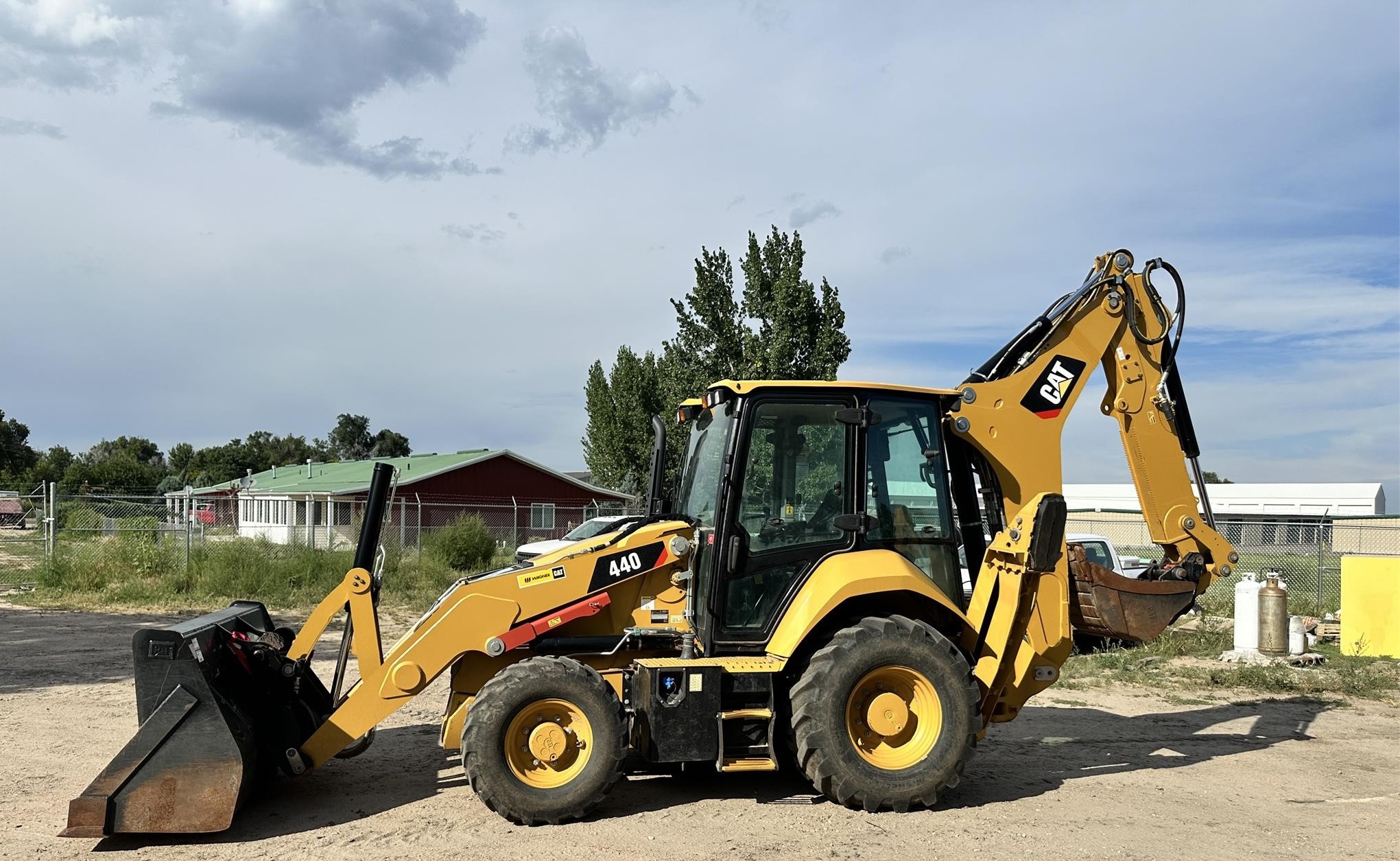 Caterpillar Backhoe Loader | Cabbed Backhoe Rental