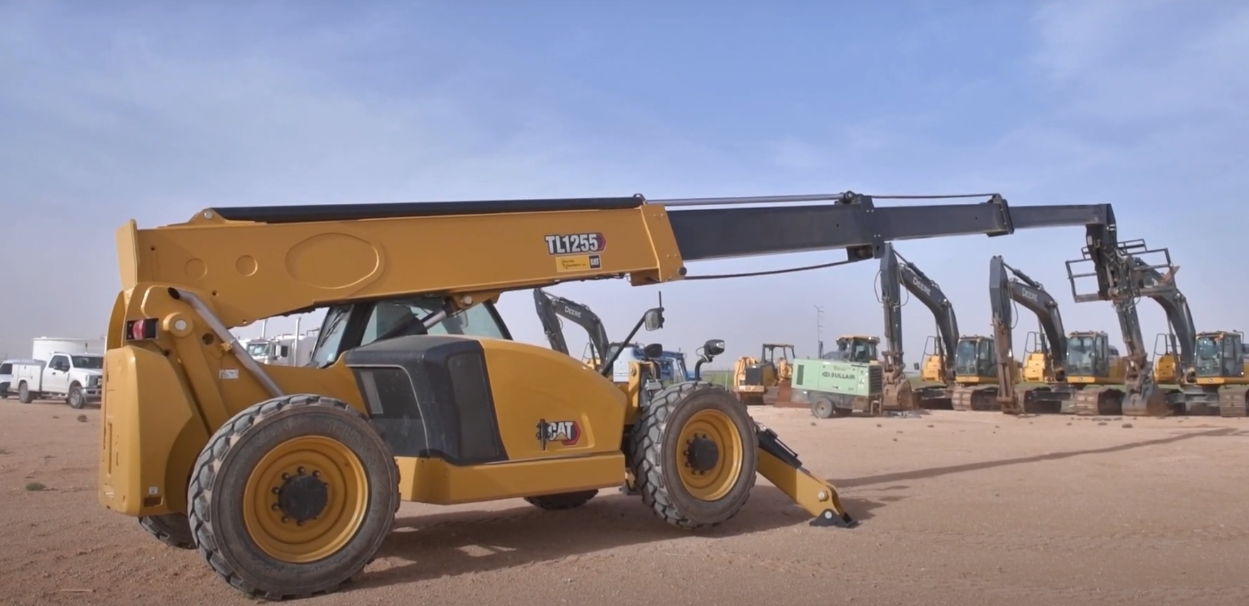 Caterpillar Backhoe Loader | Cabbed Backhoe Rental